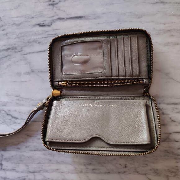 Well loved mini wallet - Picture 2 of 2